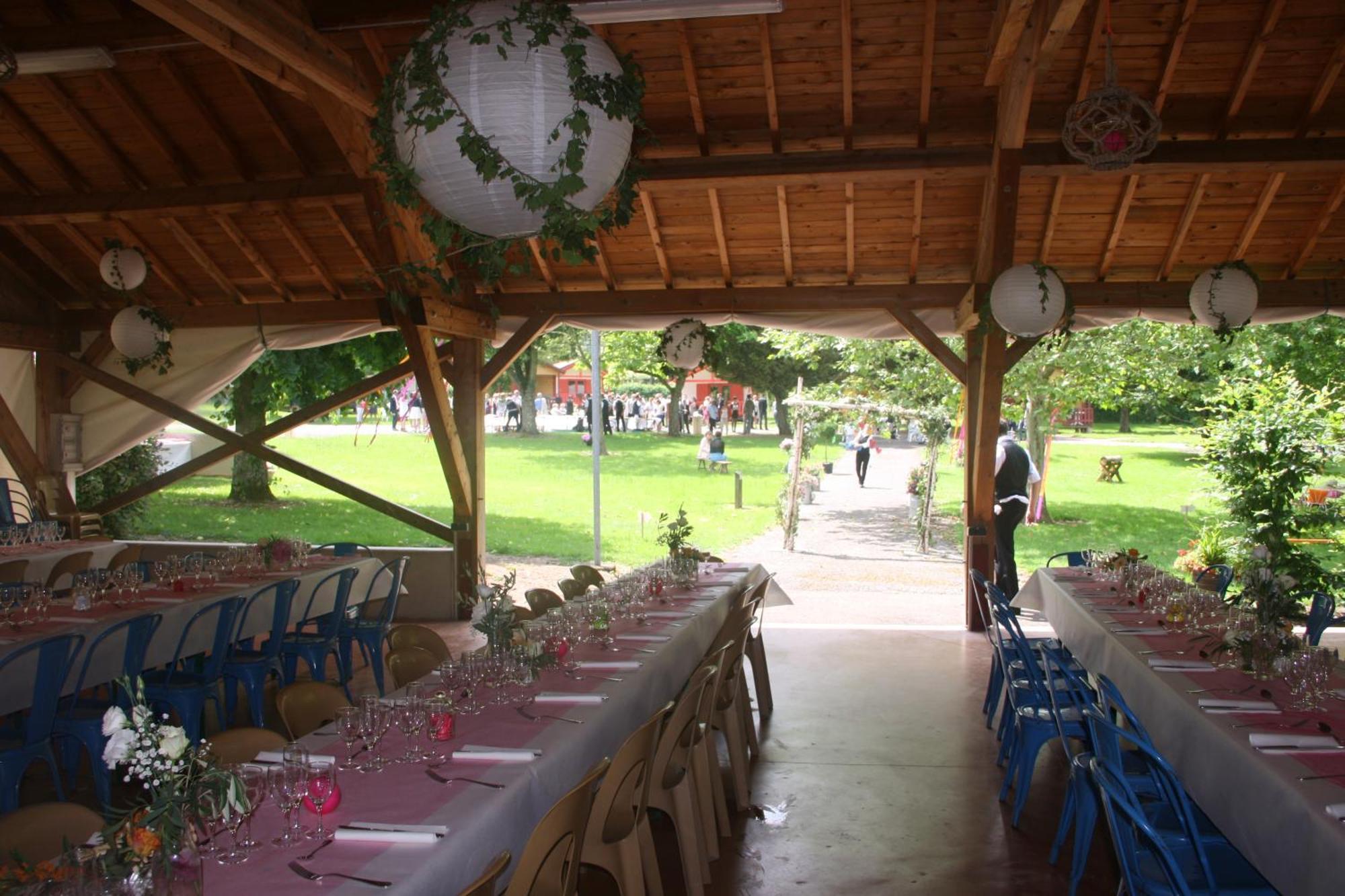 Camping Les Feuilles Chauffailles Kültér fotó